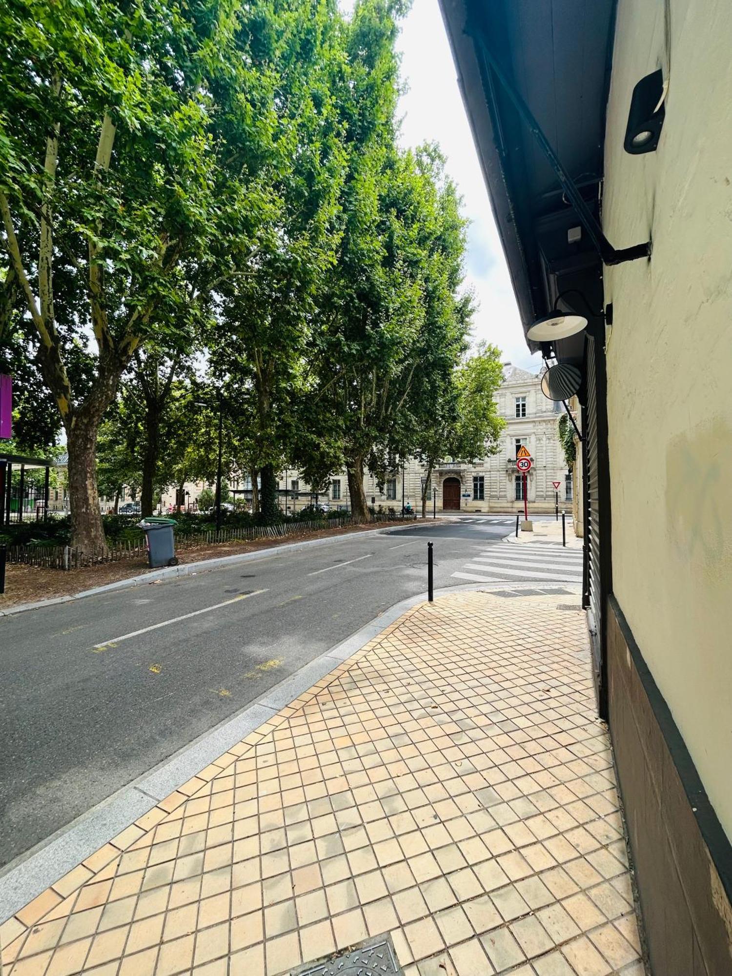 Studio Renove 30M2 A 5 Min De La Gare Bordeaux Luaran gambar